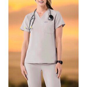 Catarina   Scrub Top size XL new